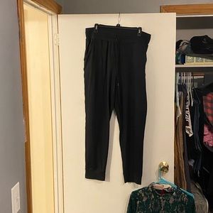 American Eagle Lightweight Everywhere Joggers